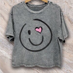 New SP Tops Smiley Face T-Shirt ~ Washed Gray